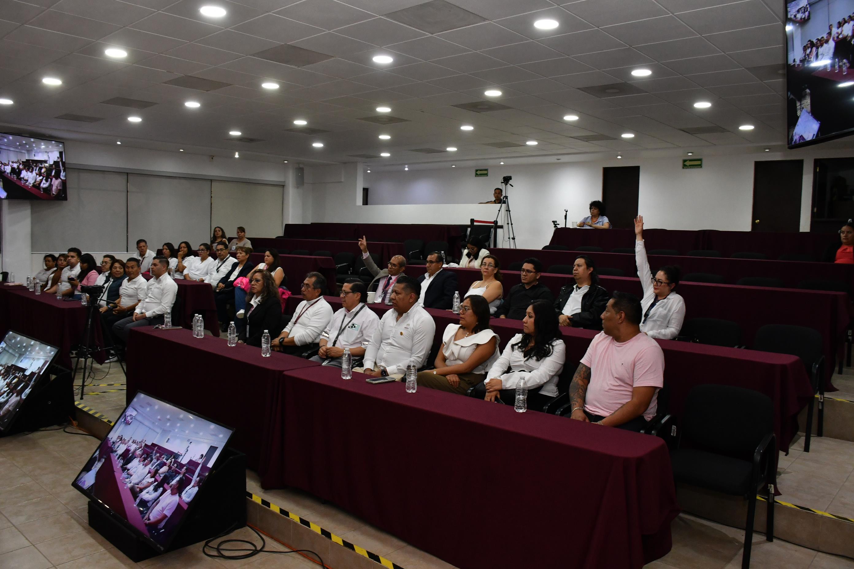  Salutación de la Sección V, Centro Médico Nacional "20 de Noviembre"